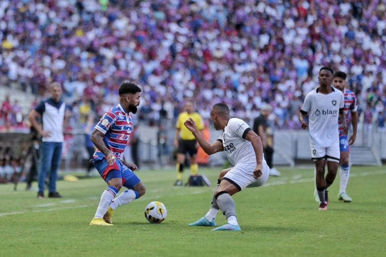 Fortaleza perdeu para o Botafogo no último jogo em casa, na Série A