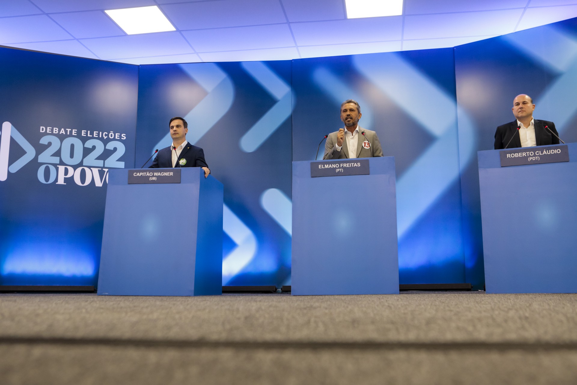 Capitão Wagner, Elmano Freitas e Roberto Cláudio no debate entre candidatos a governador no O POVO (Foto: FCO FONTENELE)