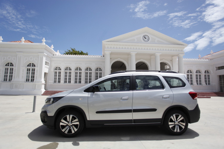 Ainda que o valor da Chevrolet Spin seja extremamente competitivo para um carro de sete lugares, &eacute; uma falha importante no sistema de seguran&ccedil;a a n&atilde;o op&ccedil;&atilde;o de seis airbags