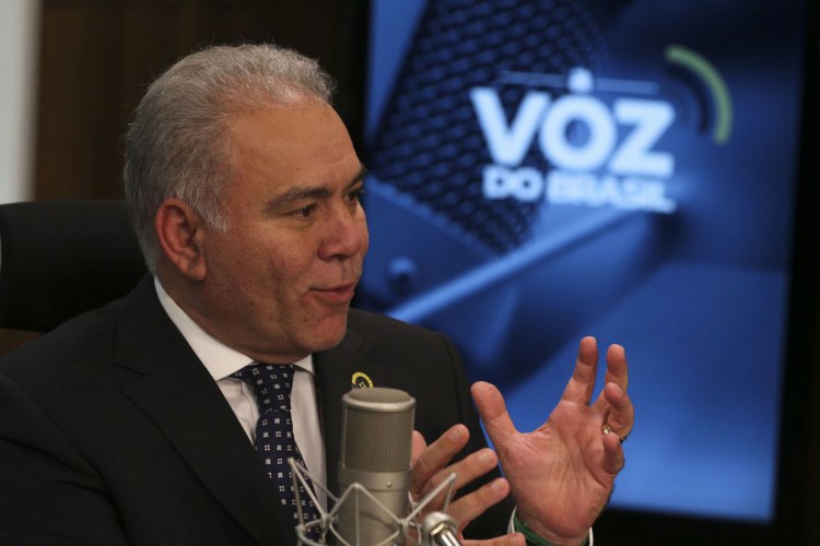 O ministro da Saúde Marcelo Queiroga é o entrevistado no programa A Voz do Brasil.