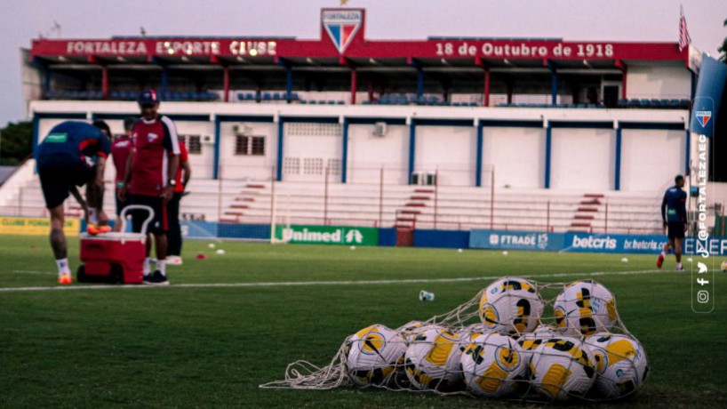 Treinamento do Fortaleza no Centro de Excel&ecirc;ncia Alcides Santos, no Pici