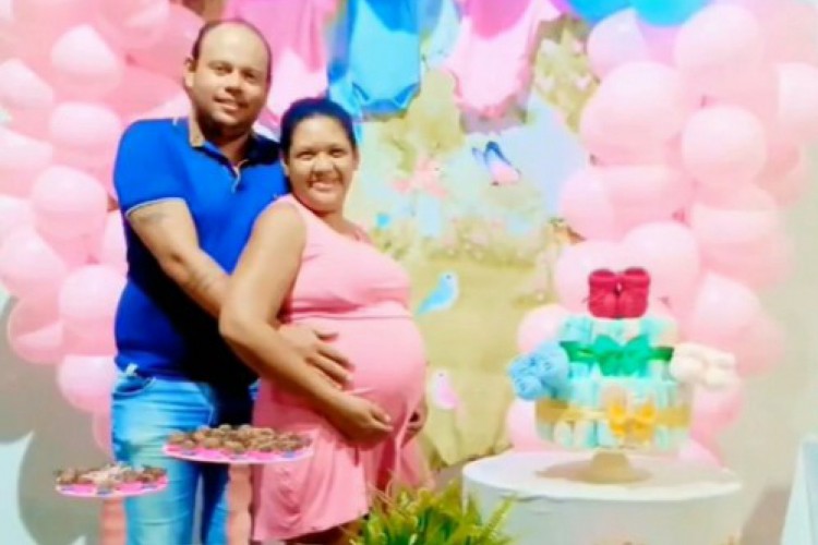 Neste momento, Roseni est&aacute; com 33 semanas de gravidez e descobriu o sexo de tr&ecirc;s das quatro crian&ccedil;as, duas meninas e um menino, as quais j&aacute; possuem nomes: Maria Cec&iacute;lia, Maria Vit&oacute;ria e J&uacute;lio C&eacute;sar