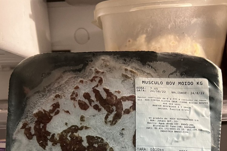 Projeto Alimentando Necessidades, de Santa Catarina, fazia marmitas para pessoas que moravam na rua