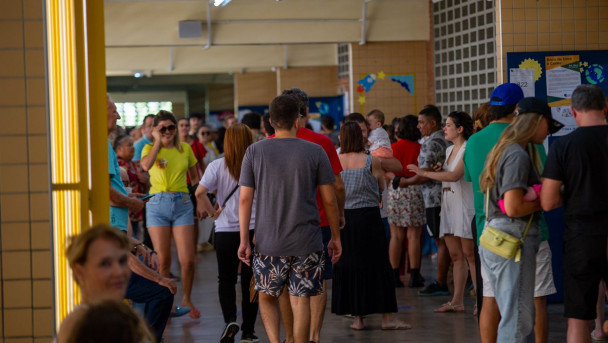 Votação no Colégio Ari de Sá, em Fortaleza