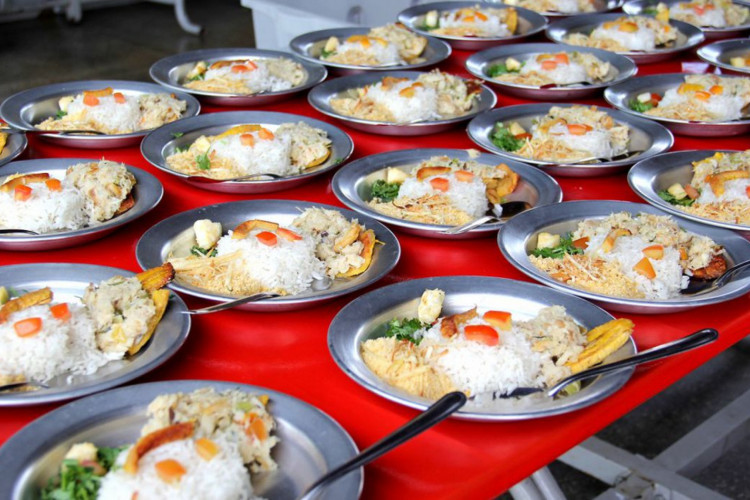 Feira de ciência aborda alternativas para alimentação de crianças