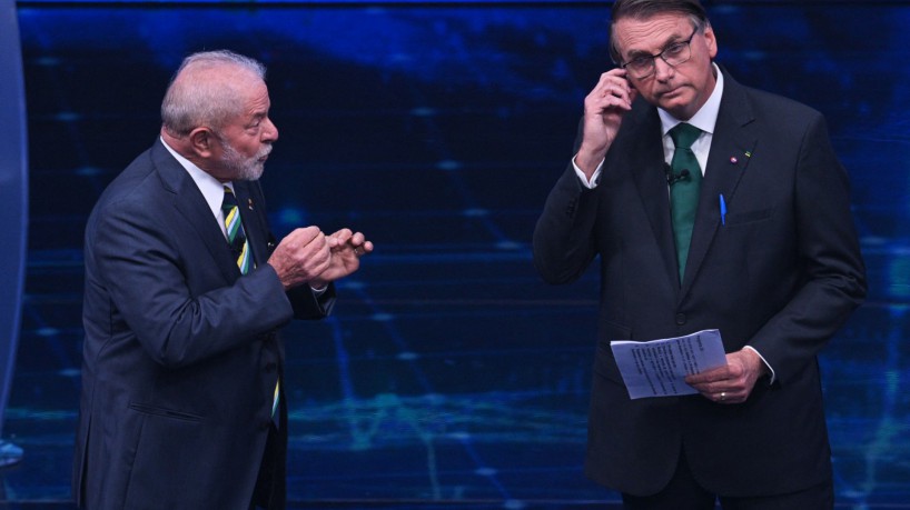 Lula e Bolsonaro em debate nas eleições de 2022