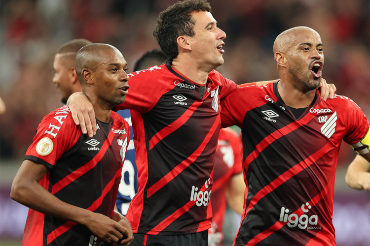 Athletico-PR busca seu primeiro t&iacute;tulo na Libertadores; veja como o time chegou &agrave; final