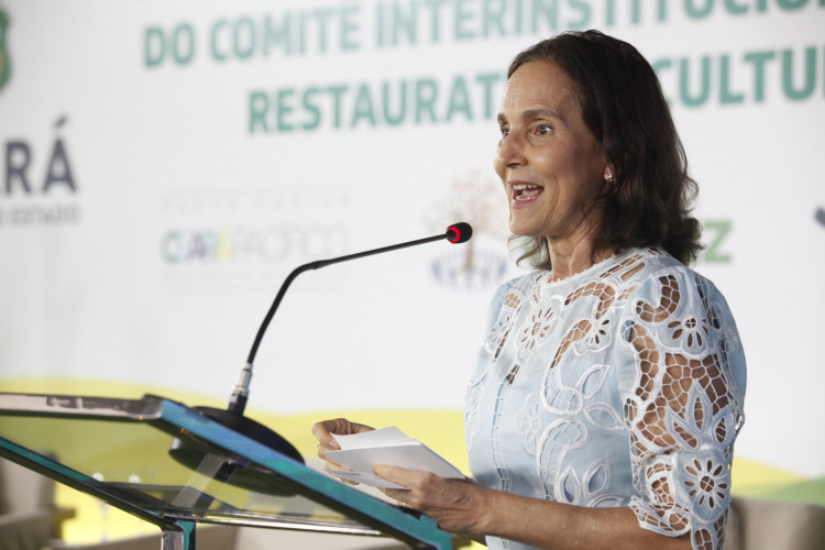 Governadora Izolda Cela participa de evento em Londres, nesta semana