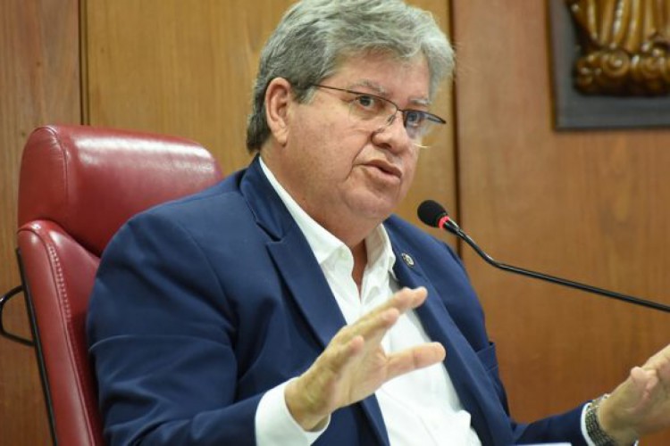 João Azevêdo (PSB) é reeleito governador da Paraíba