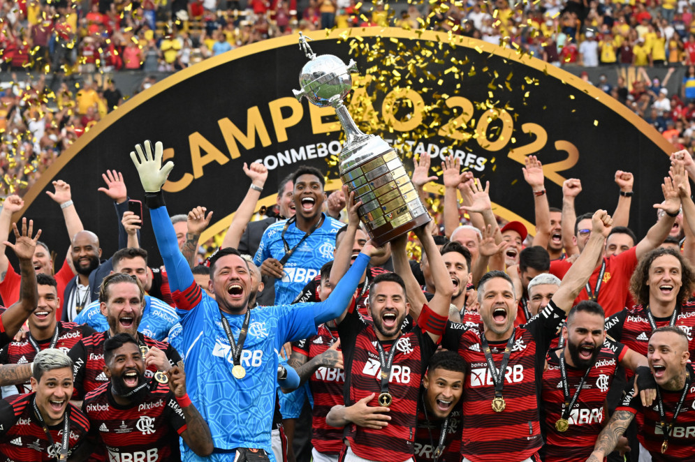 Jogadores do Flamengo comemoram título da Copa Libertadores 2022(Foto: Luis Acosta / AFP)