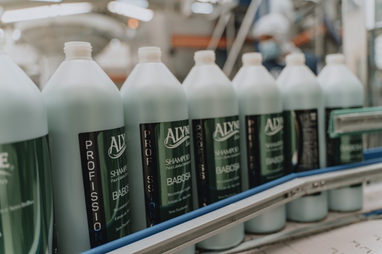 Grupo Alyne prepara nova fábrica, com foco em produção para exportação