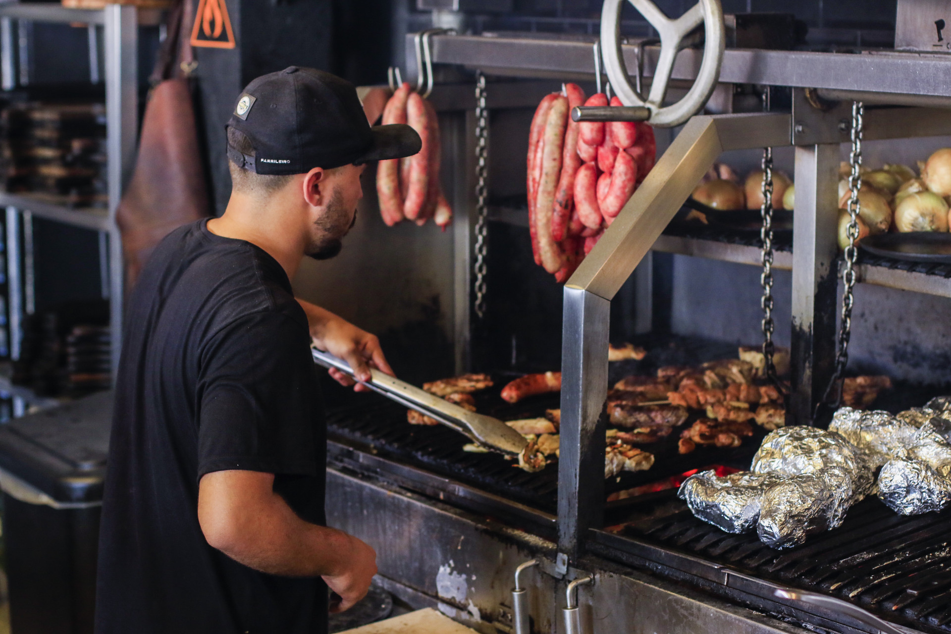 ￼PARRILEIRO, do Grupo Evol, emprega 75 funcionários (Foto: THAÍS MESQUITA)