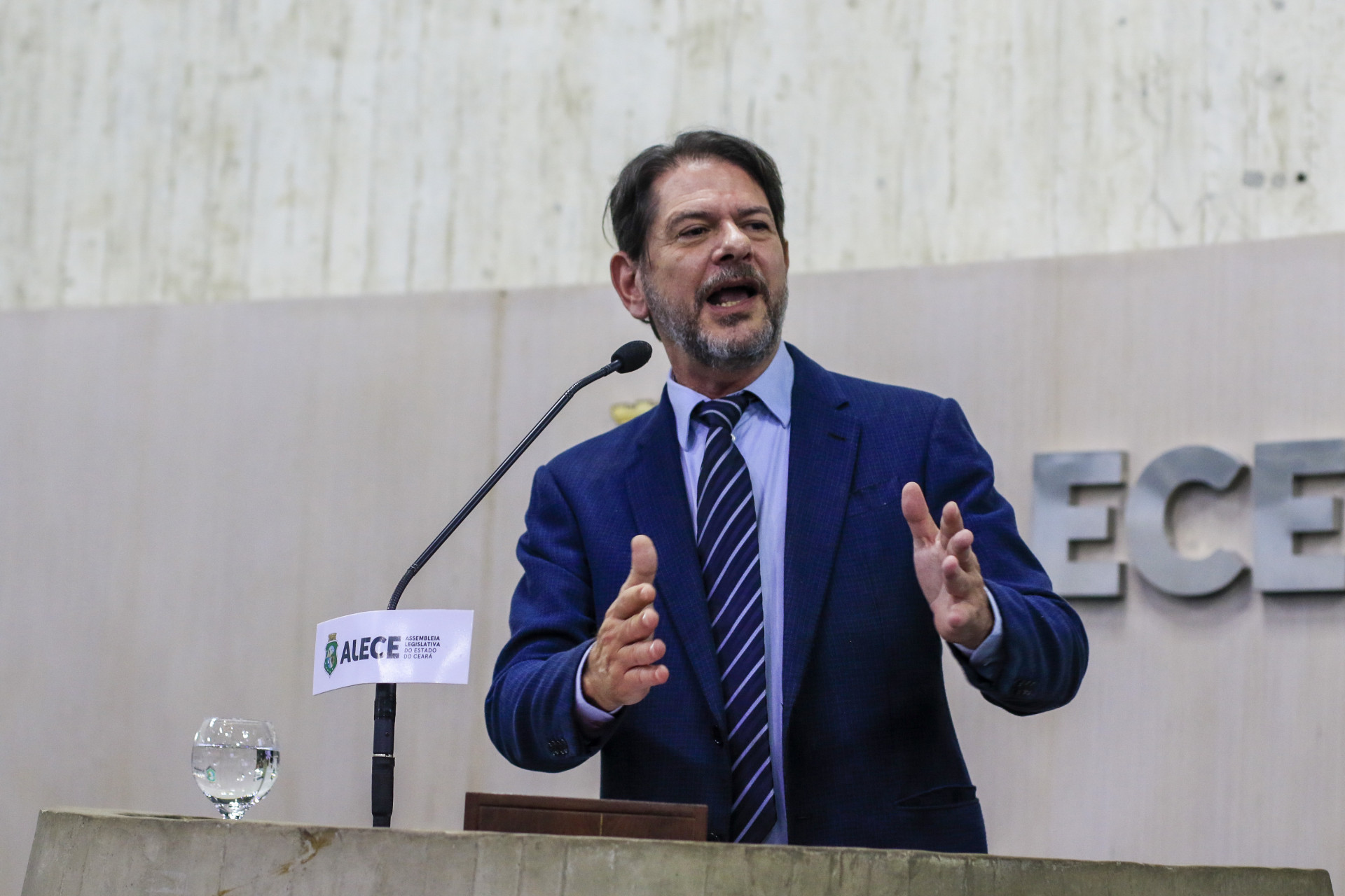 Senador Cid Gomes (PDT). (Foto: THAÍS MESQUITA/O POVO)