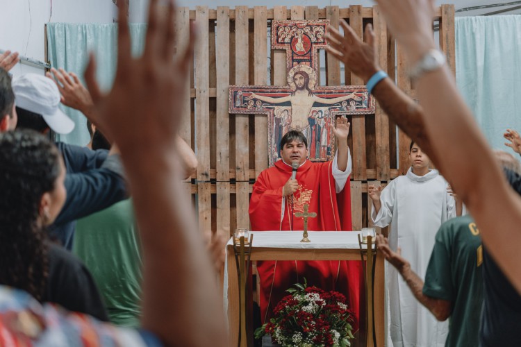 As celebrações do Dia Mundial dos Pobres devem ter três pilares: promoção do serviço social, o ato litúrgico e banquete
