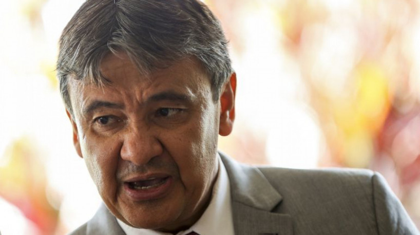 Ministro do Desenvolvimento Social, Wellington Dias, explica que foco &eacute; estimular gera&ccedil;&atilde;o de emprego