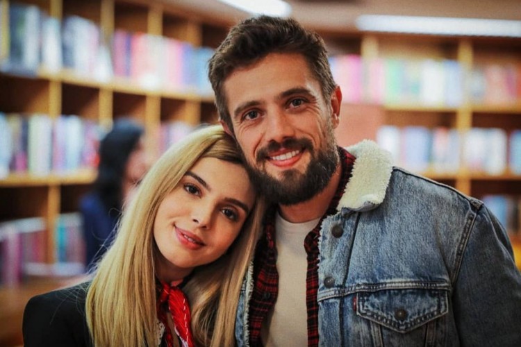 Giovanna Lancellotti e Rafael Cardoso estão em 