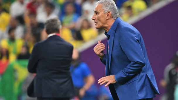 T&eacute;cnico Tite no jogo Brasil x S&eacute;rvia, no Lusail Stadium, pela Copa do Mundo 2022
