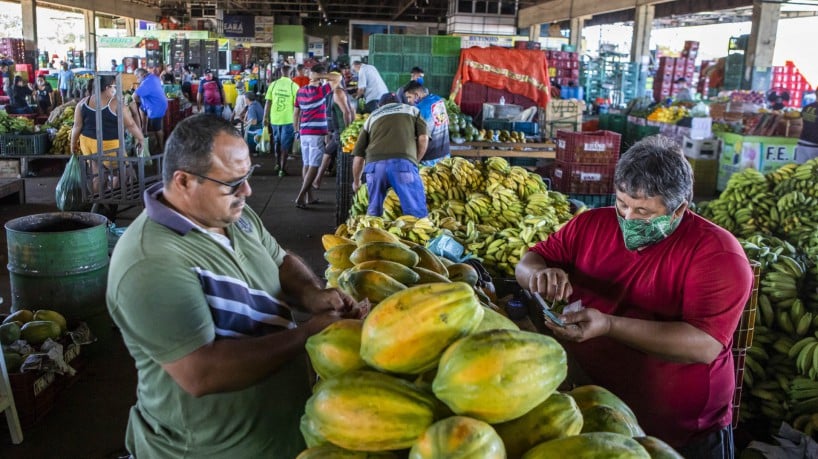 Parceria garantir&aacute; a compra da produ&ccedil;&atilde;o de agricultores familiares