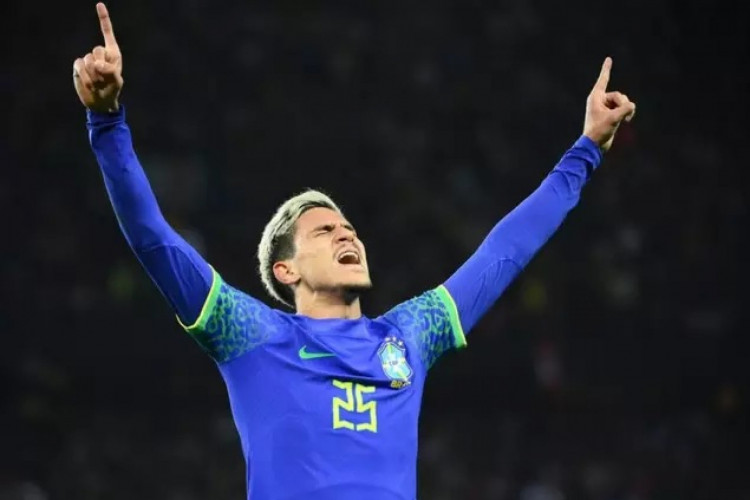 Brasil enfrenta a seleção do Camarões amanhã, 2, às 16 horas (horário de Brasília), pelo grupo G; confira todos os jogos do dia