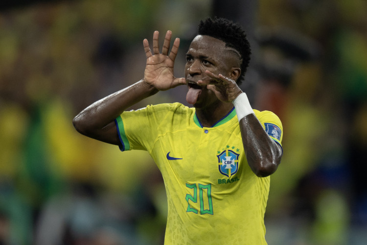 Atacante Vinícius Júnior comemora no jogo Brasil x Suíça, no Estádio 974, pela Copa do Mundo 2022