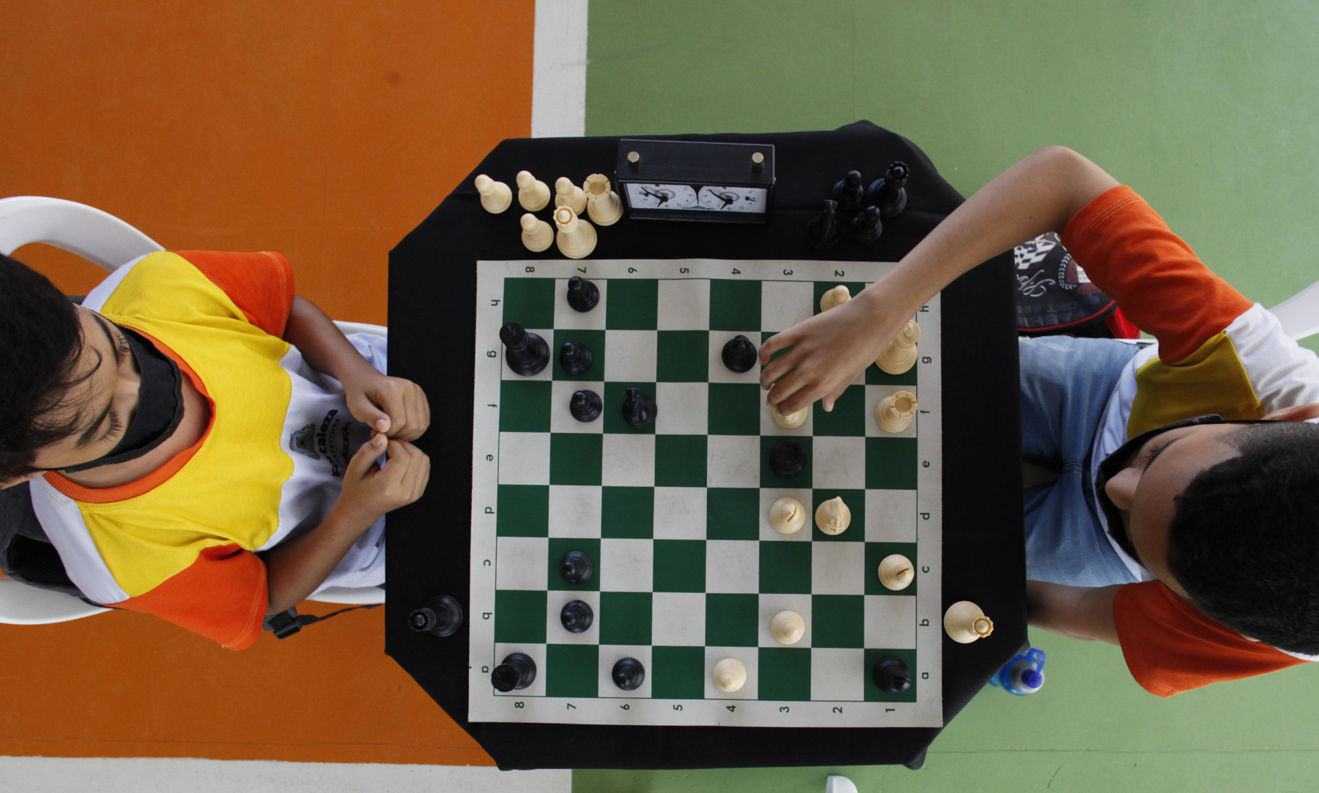 Clube de Xadrez, em Venda Nova, promove integração com a comunidade