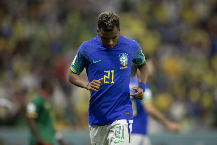 Atacante Rodrygo no jogo Camarões x Brasil, no Lusail Stadium, pela Copa do Mundo 2022