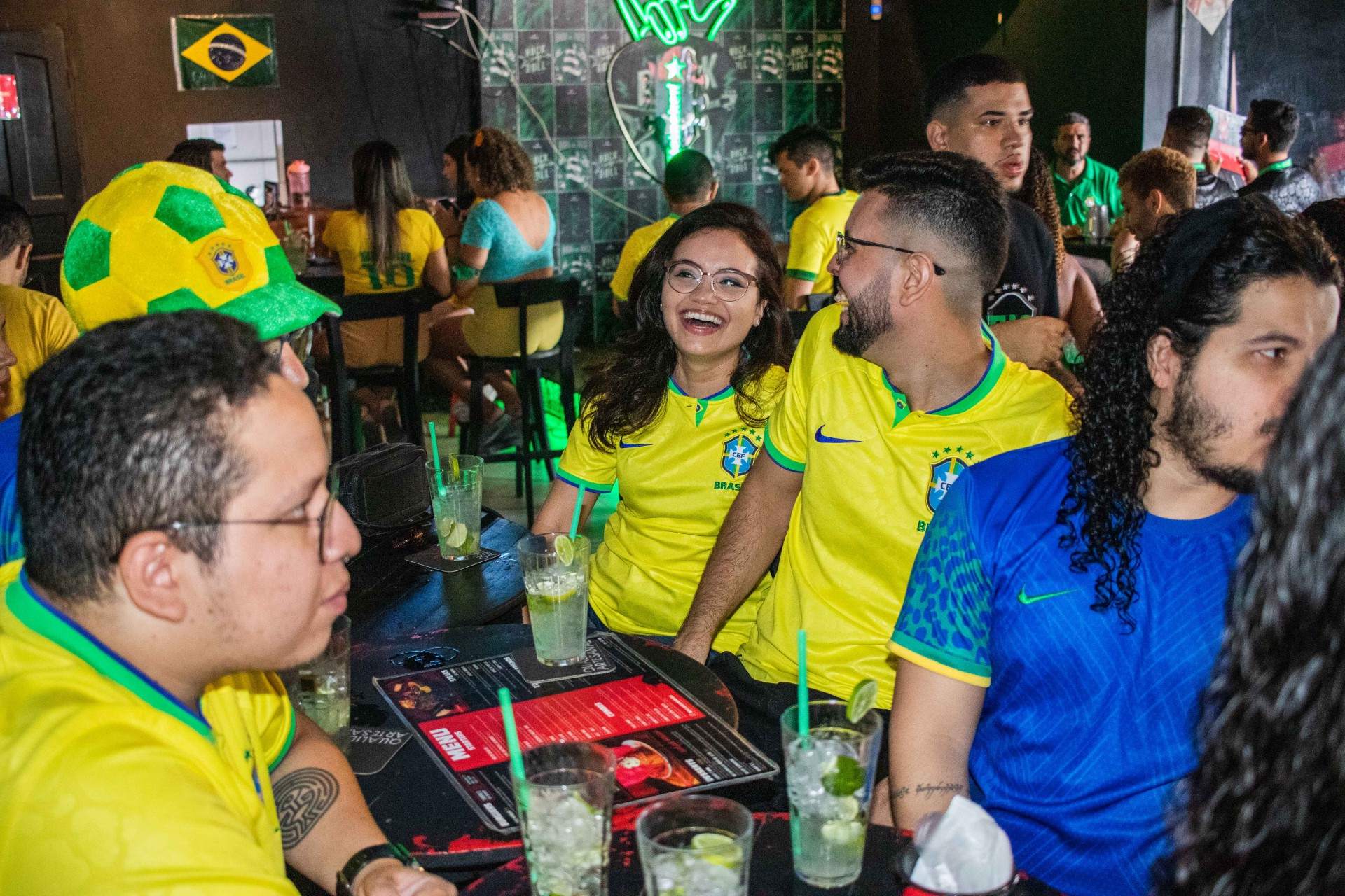 Euforia e frustração torcedores cearenses se reúnem em bares na