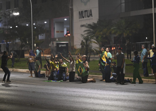 Protesto em Brasília hoje, 12: veja últimas notícias