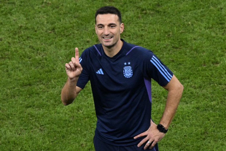 O técnico Lionel Scaloni respondeu as críticas aos jogadores da Argentina após a classificação nos pênaltis contra a Holanda