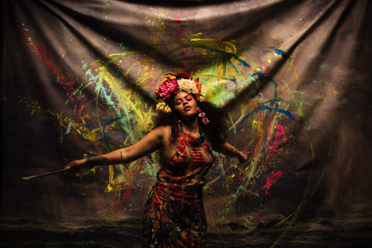 Hoje com 24 anos, a cantora Rachel Reis é natural de Feira de Santana (BA)