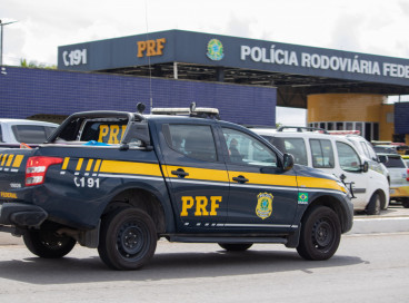 Imagem de apoio ilustrativo. As duas vítimas fatais seriam o condutor, um homem de 44 anos, e um passageiro, de 42 anos  