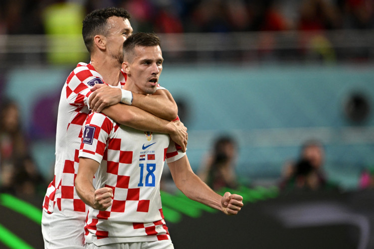 Orsic comemora gol no jogo Croácia x Marrocos, no estádio Internacional Khalifa, pela Copa do Mundo 2022