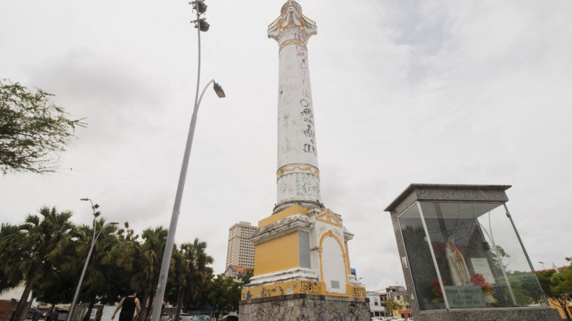  Torre do Cristo Redentor em Fortaleza foi inauguarada há 100 anos. A estátua fica ...