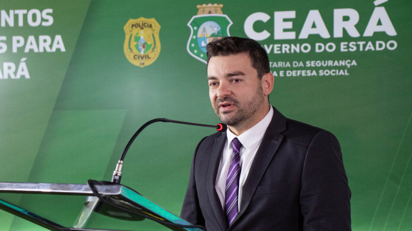 FORTALEZA, CEARÁ, BRASIL, 27-12-2022: Secretário Excutivo da SSPDS, Samuel Elanio na entrega de...
