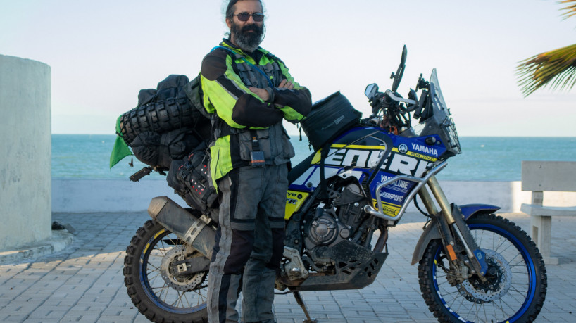 ￼ Tony Guerra, aventureiro cearense que foi de Massachusetts a Fortaleza de moto(foto: Samuel S...