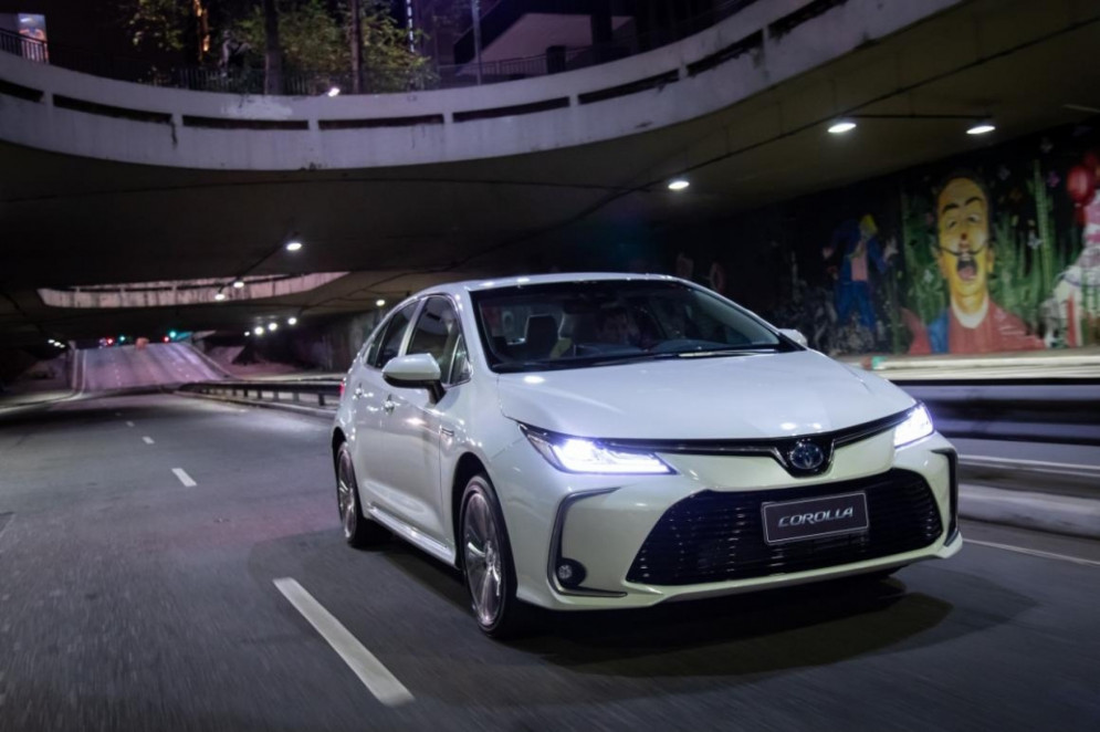 Na foto, 12&ordf; gera&ccedil;&atilde;o do Corolla, lan&ccedil;ada em 2020 no Brasil 

