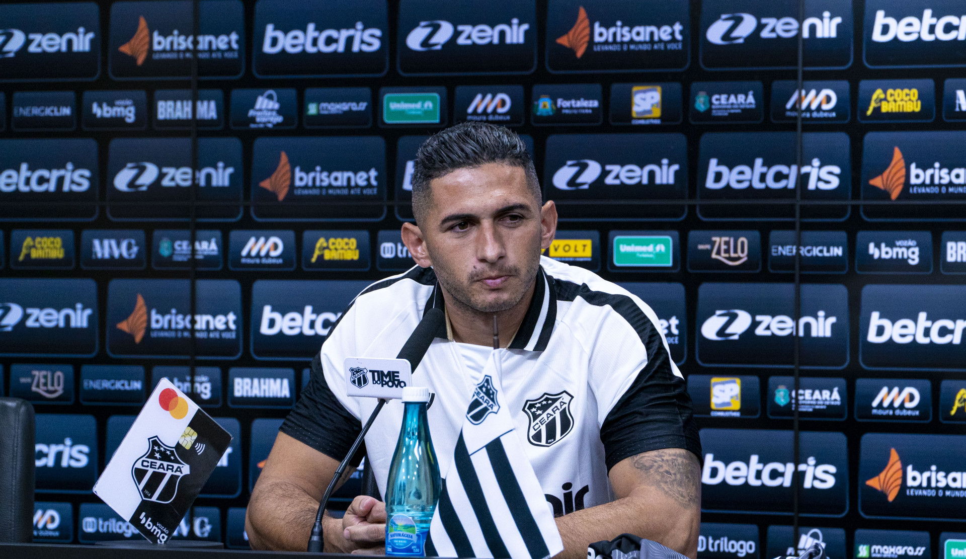 Herói da Ponte, Danilo Barcelos comenta esforço em campo: 'Consegui dar o  meu melhor' - Lance!