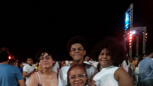 Silvanira Campos retornou ao aterro da Praia de Iracema para celebrar o Réveillon