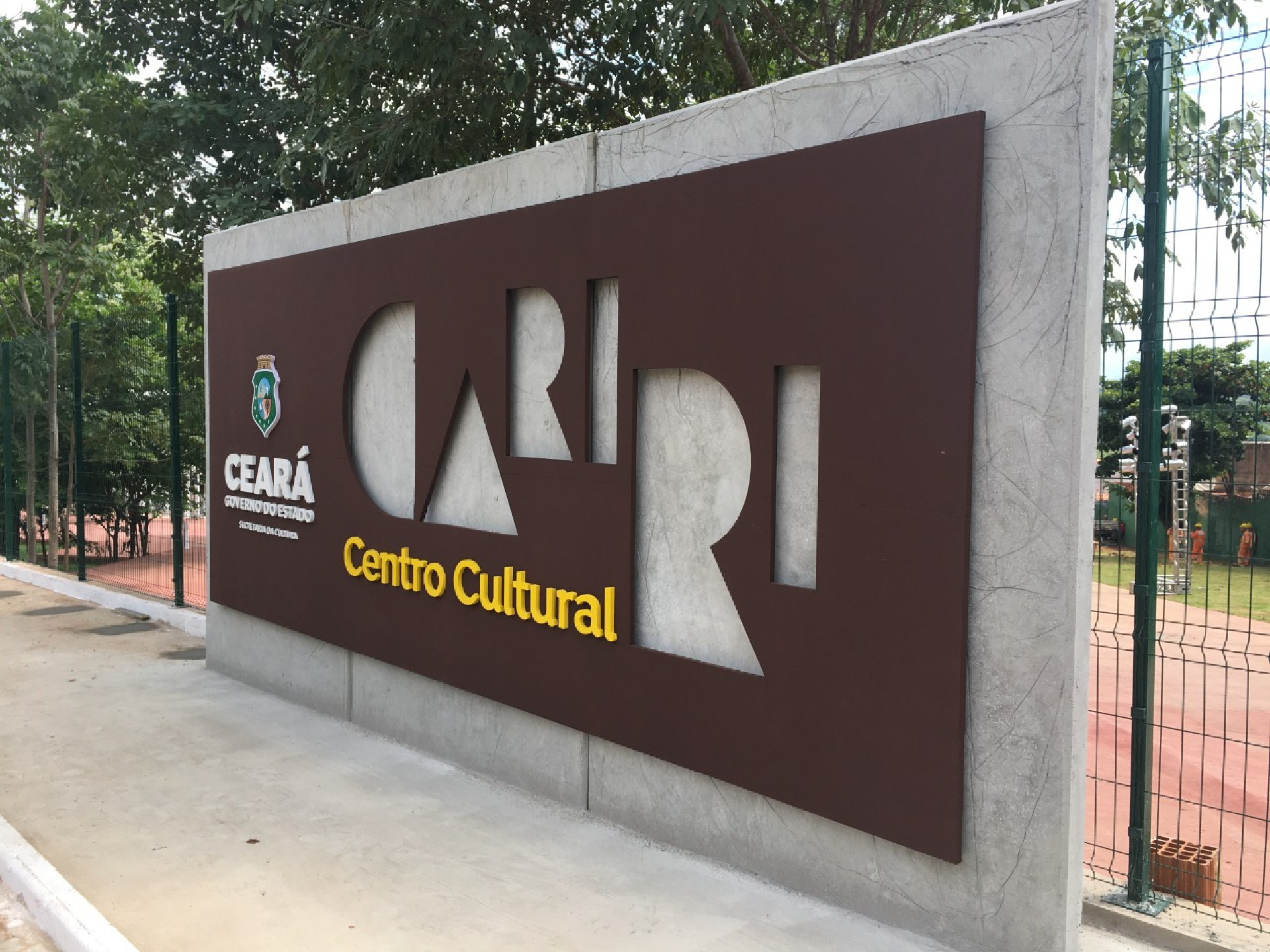 Centro Cultural do Cariri, no Crato, foi entregue neste ano. Interiorização é uma das demandas da classe artística para a nova gestão (Foto: Nívia Uchoa / divulgação )
