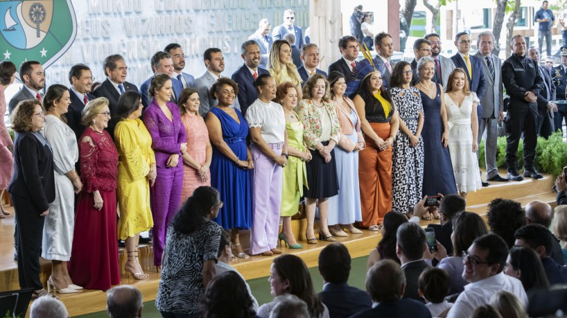 ￼SECRETÁRIOS escolhidos por Elmano estiveram com ele na posse dia 1º
