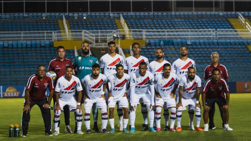 FORTALEZA, CEARÁ, 23-12-2022: Jogo Ferroviário x Asa, pela pré-eliminatória da Copa do Nordeste 2023, no Estádio Presidente Vargas .  (Foto: Fernanda Barros/ O Povo)
