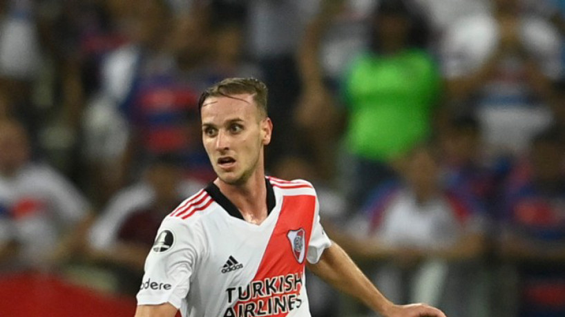 Meio-campista Tomás Pochettino em jogo do River Plate