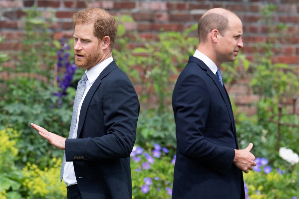 Príncipe Harry acusa William de agressão em 2019 após discussão sobre Megan Marckle(Foto: Dominic Lipinski / POOL / AFP)