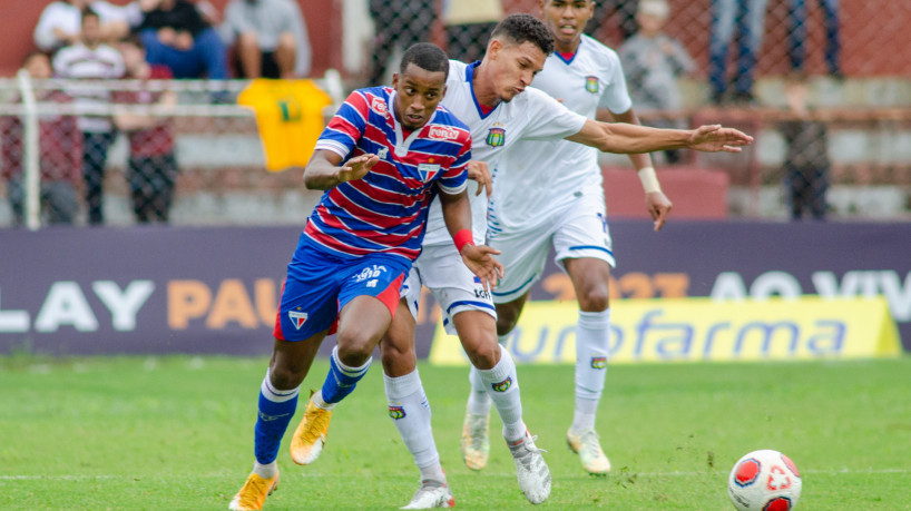 Leãozinho ficou no 0 a 0 com o Azulão