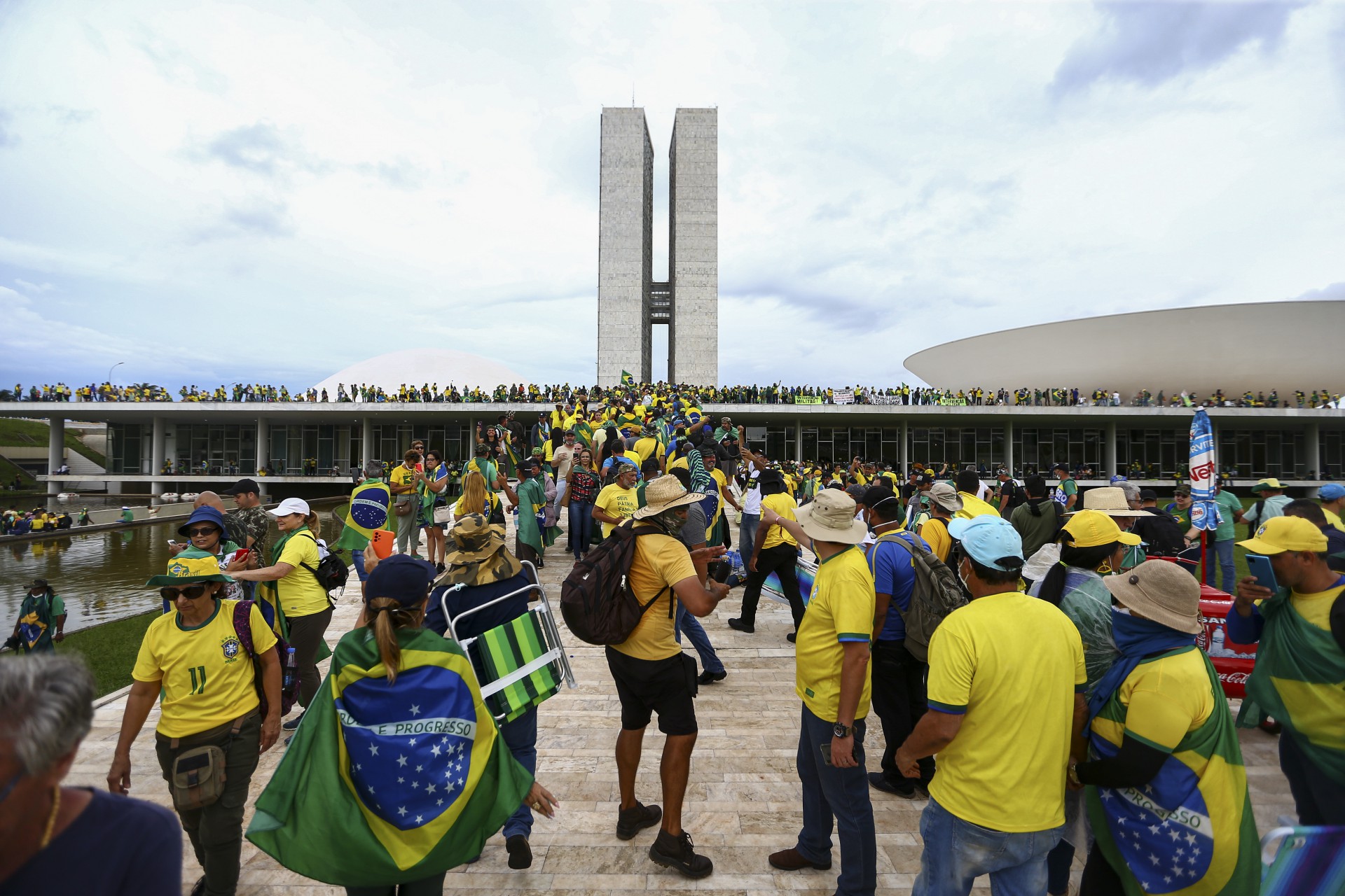Manifestantes invadem Congresso, STF e Palácio do Planalto. (Foto: Marcelo Camargo/Agência Brasil
)