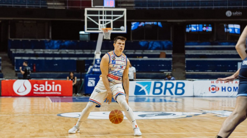 Carcalaion venceu o Brasília por 82 a 80 nesta segunda-feira, 9