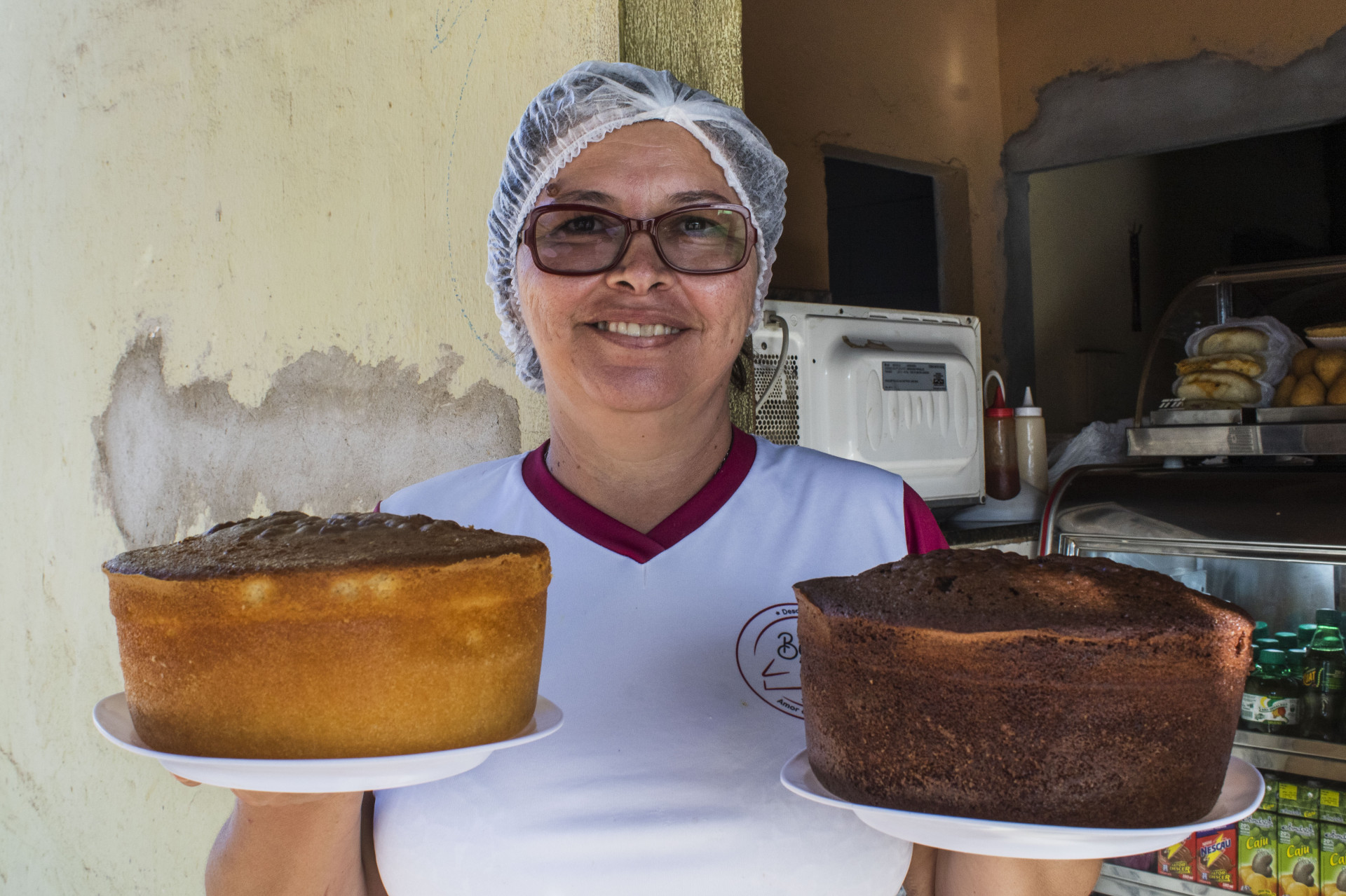 ￼MÁRCIA Maria, proprietária de uma lanchonete no Conjunto Palmeiras (Foto: FERNANDA BARROS)