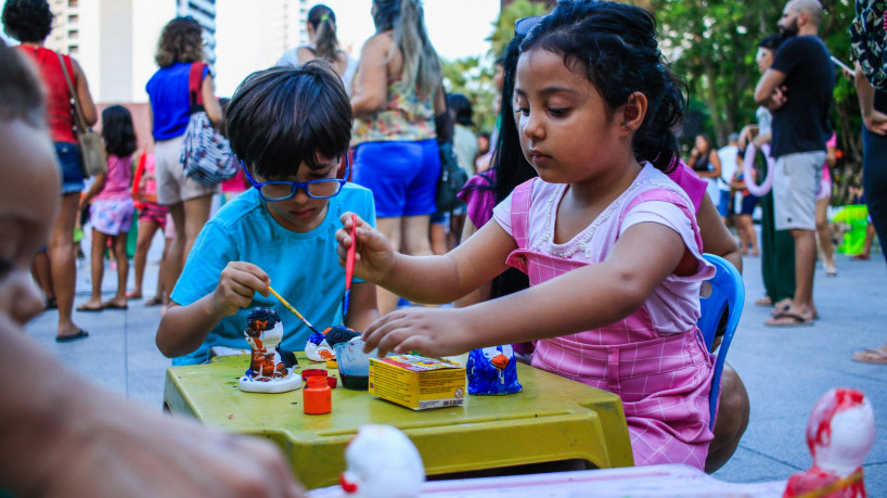 Programação especial de férias foi realizada nesta quinta-feira, 12, na Praça Luiza Távora 
