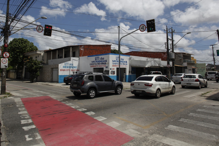 Quanto aos demais termos da contratação, estes serão definidos pelo edital de licitação e seus anexos, com base em estudos técnicos preliminares que comprovem a viabilidade do projeto