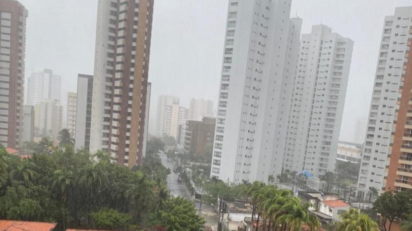 Mínima registrada em Fortaleza neste sábado, 14, é de  25°C(foto: Tânia Alves/Divulgação)